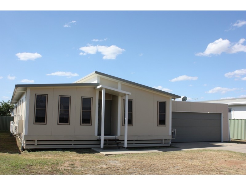 14 Hunter Street, Blackwater QLD 4717