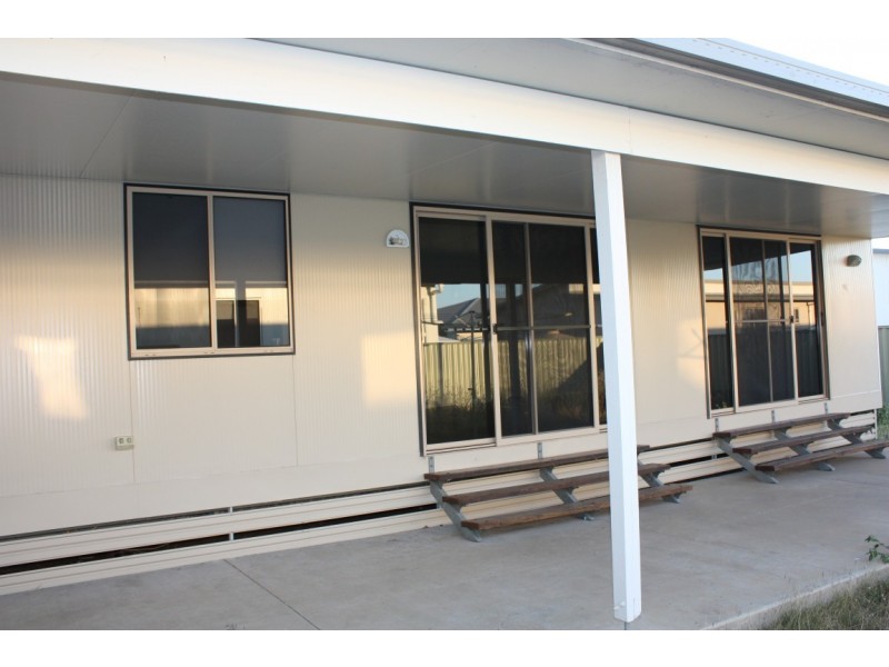 14 Hunter Street, Blackwater QLD 4717