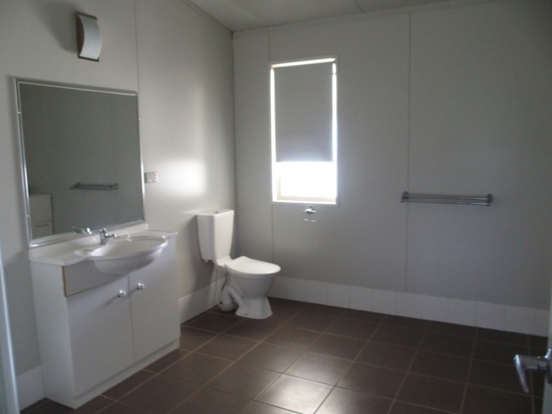 14 Hunter Street, Blackwater QLD 4717