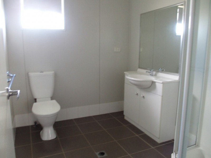 14 Hunter Street, Blackwater QLD 4717