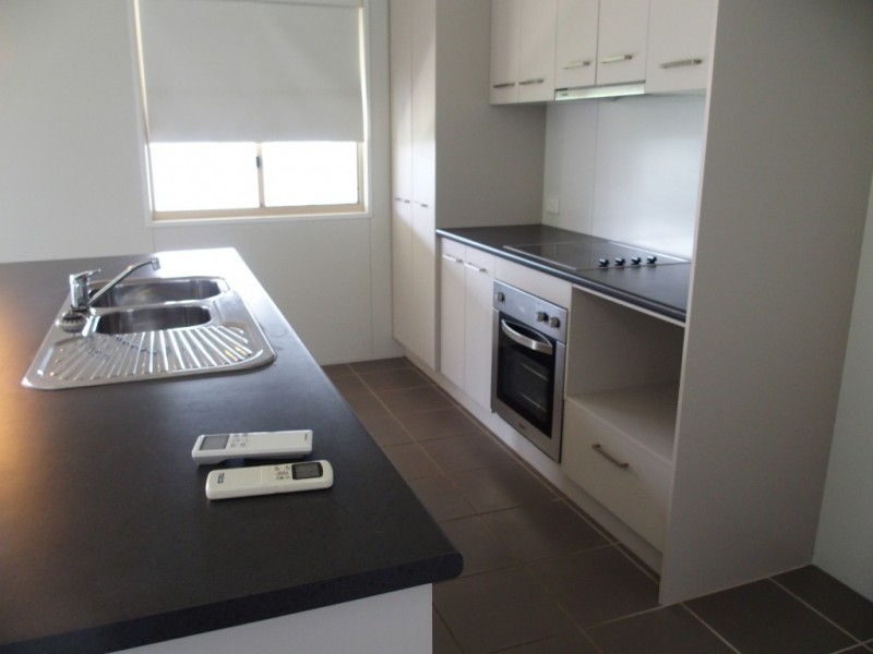 14 Hunter Street, Blackwater QLD 4717