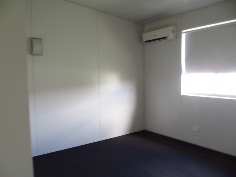 14 Hunter Street, Blackwater QLD 4717