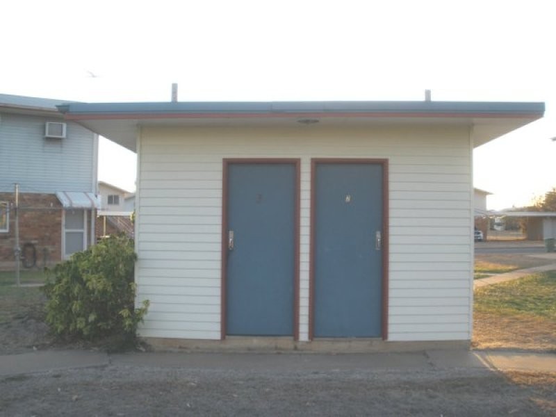 17 Acacia Street, Blackwater QLD 4717