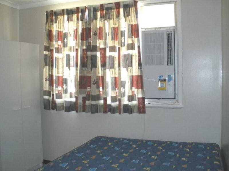 17 Acacia Street, Blackwater QLD 4717