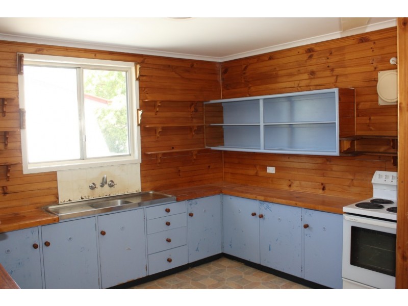 7 Fig Street, Blackwater QLD 4717