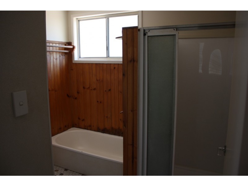 7 Fig Street, Blackwater QLD 4717