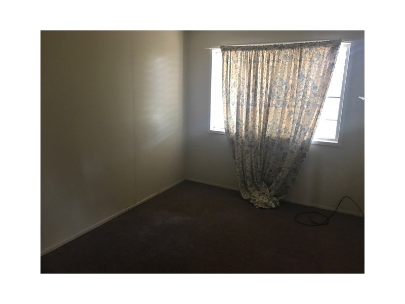 13 Bottletree Avenue, Blackwater QLD 4717