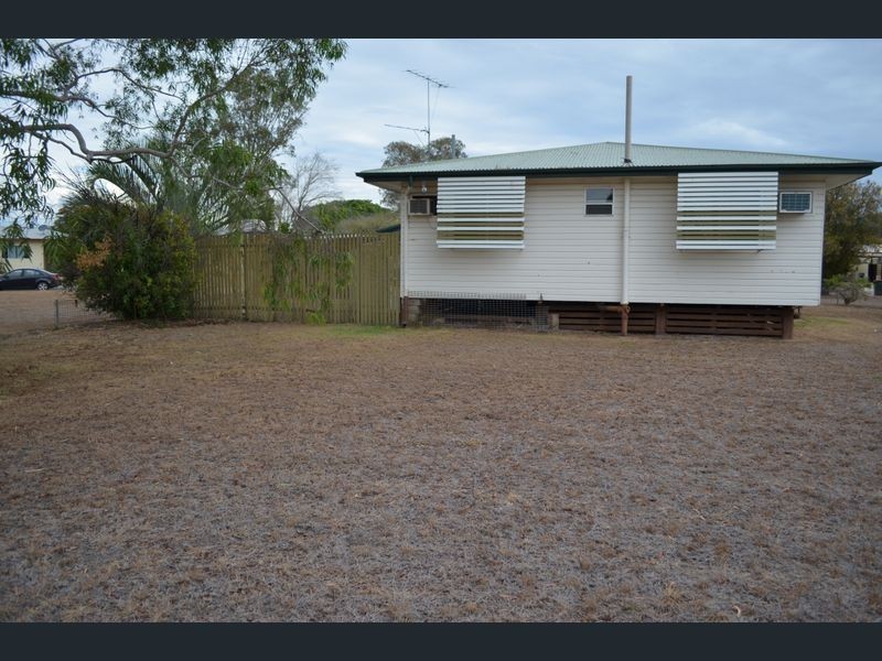 13 Bottletree Avenue, Blackwater QLD 4717