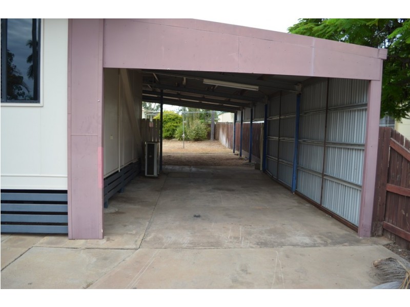 45 Littlefield Street, Blackwater QLD 4717