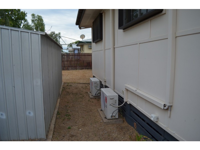 45 Littlefield Street, Blackwater QLD 4717
