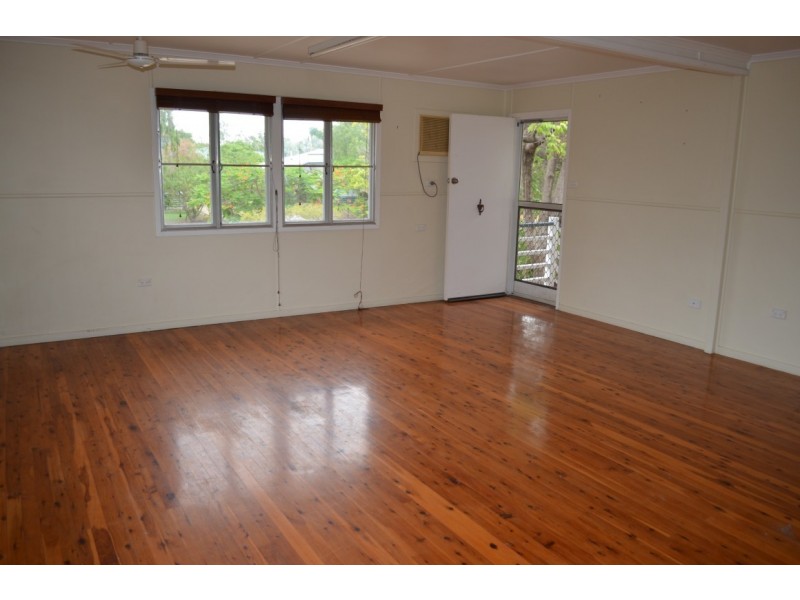 1 Seeman Street, Blackwater QLD 4717