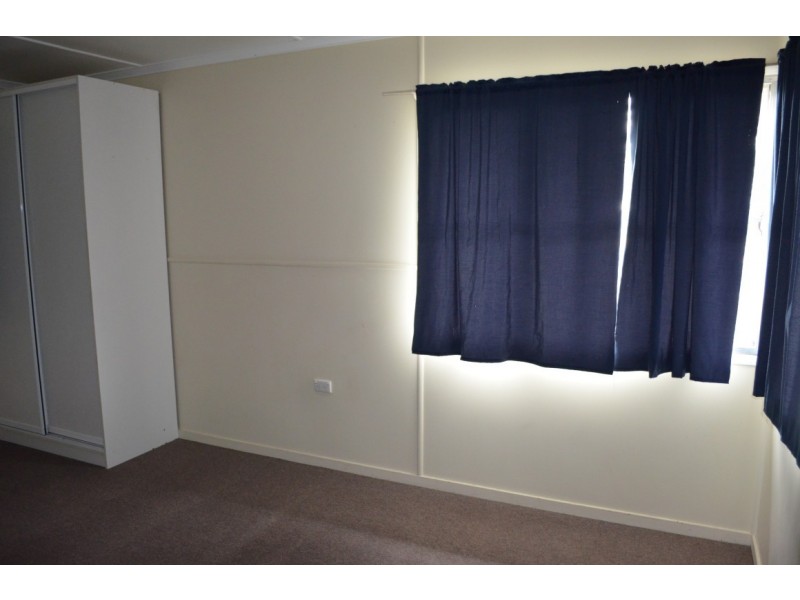 1 Seeman Street, Blackwater QLD 4717