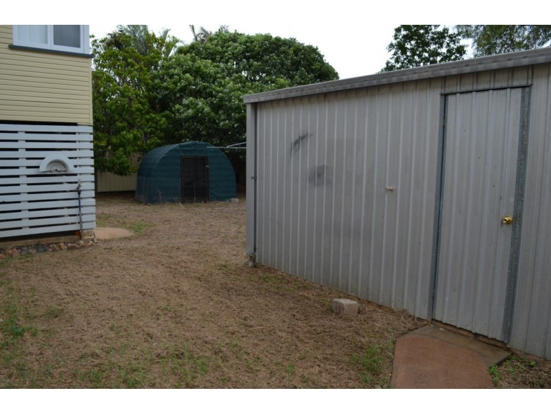 1 Seeman Street, Blackwater QLD 4717