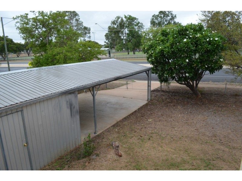 1 Seeman Street, Blackwater QLD 4717