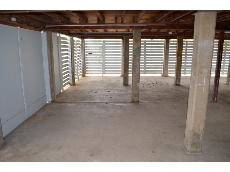 1 Seeman Street, Blackwater QLD 4717