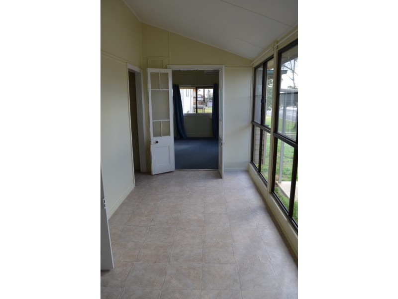 23 Acacia Street, Blackwater QLD 4717