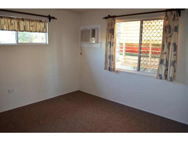 49 Stower Street, Blackwater QLD 4717