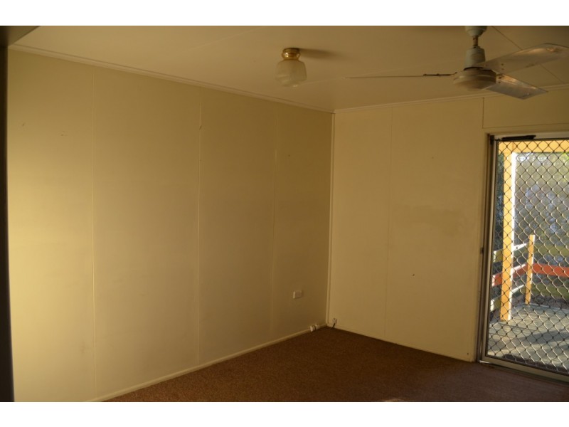 49 Stower Street, Blackwater QLD 4717