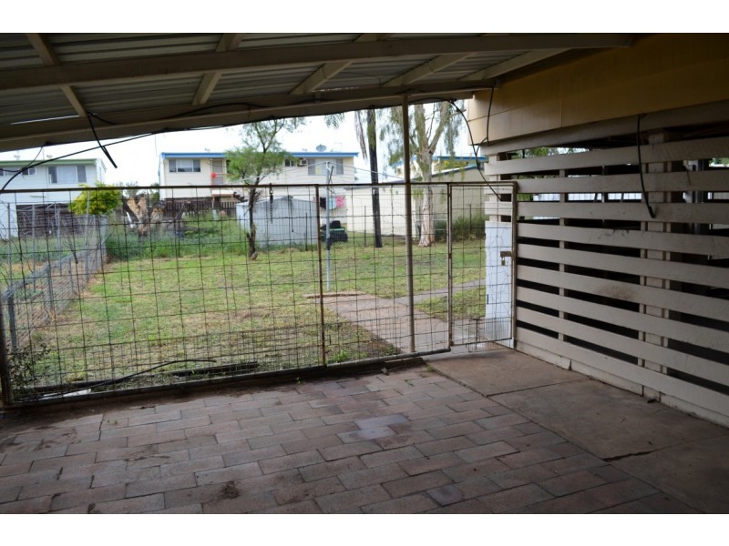 49 Stower Street, Blackwater QLD 4717