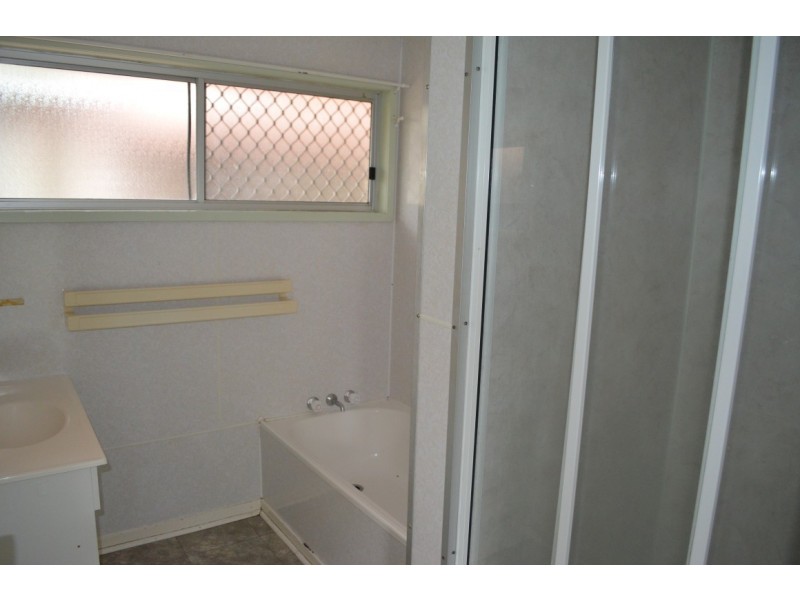 21 Lawless Street, Blackwater QLD 4717