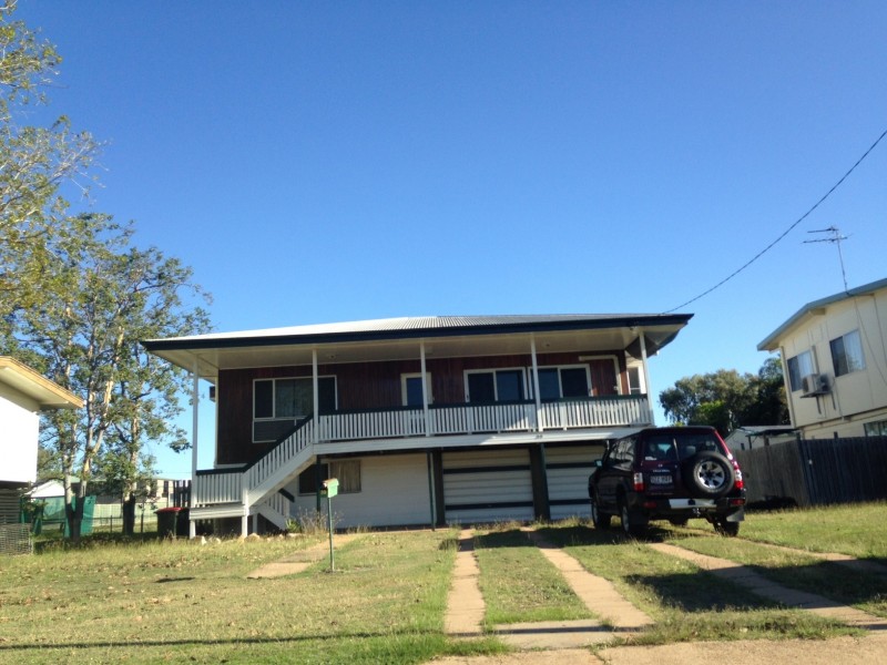 39 Taurus Street, Blackwater QLD 4717