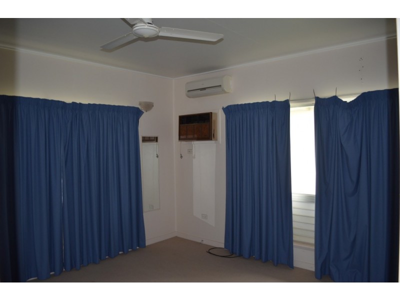 39 Taurus Street, Blackwater QLD 4717