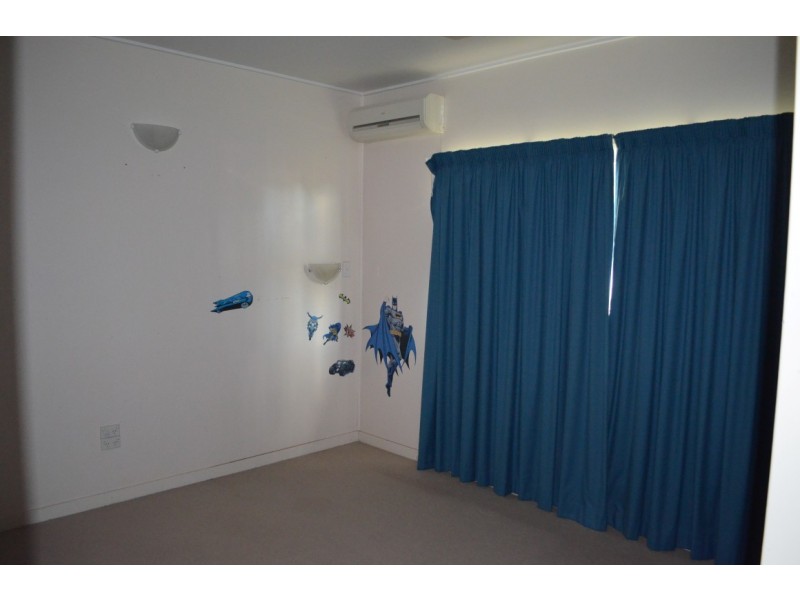 39 Taurus Street, Blackwater QLD 4717