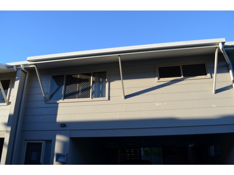 3 / 28 Blain Street, Blackwater QLD 4717