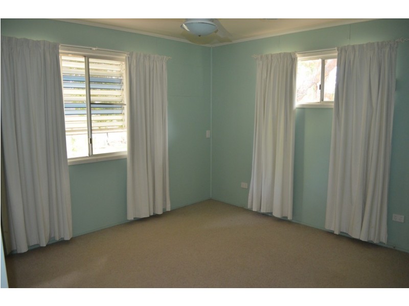 3 Bottletree Avenue, Blackwater QLD 4717