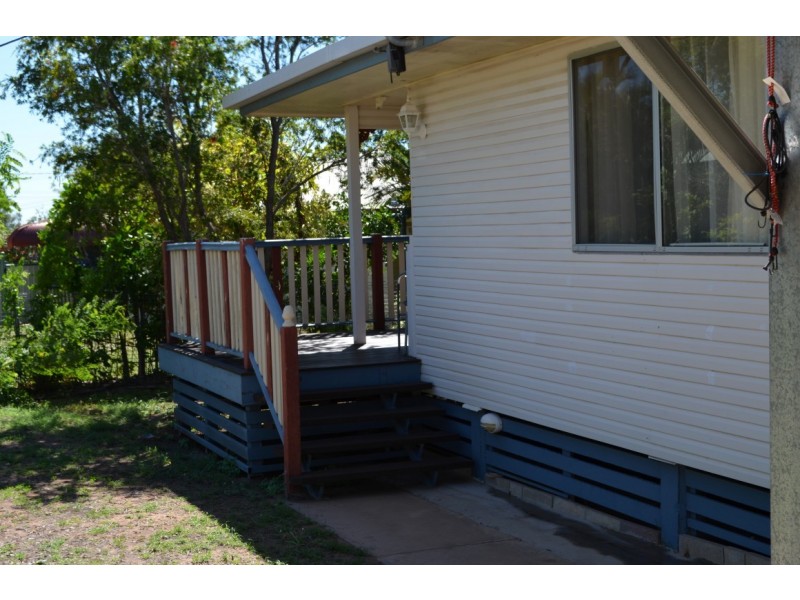 3 Bottletree Avenue, Blackwater QLD 4717