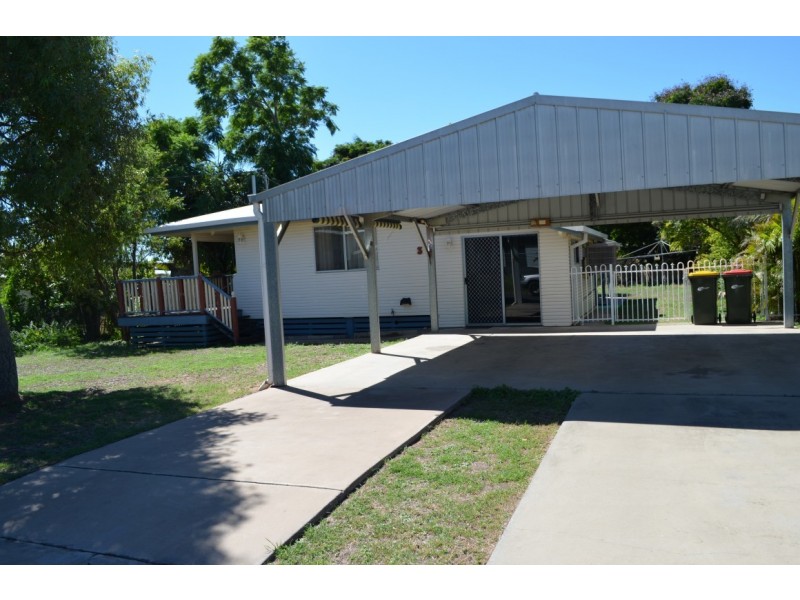 3 Bottletree Avenue, Blackwater QLD 4717