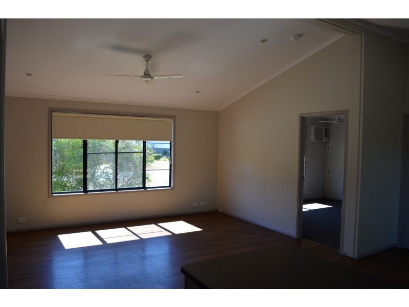 6 Fay Street, Blackwater QLD 4717