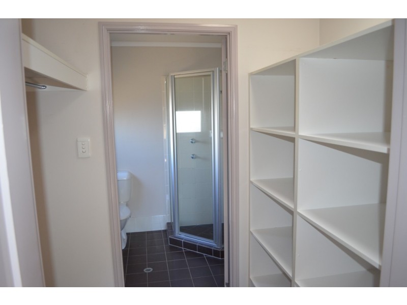 6 Fay Street, Blackwater QLD 4717