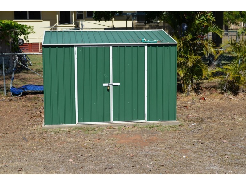 6 Fay Street, Blackwater QLD 4717