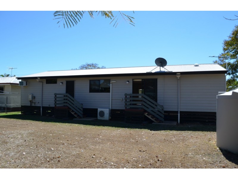 6 Fay Street, Blackwater QLD 4717