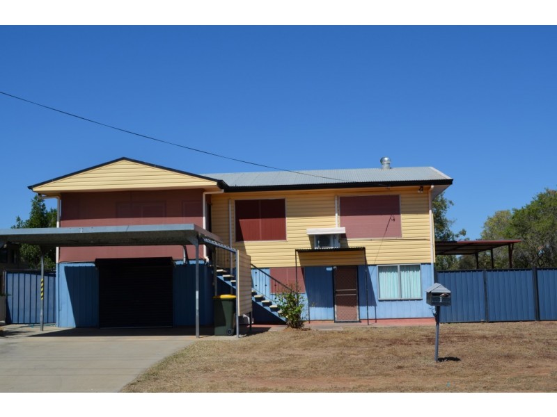 1 Blackbutt Street, Blackwater QLD 4717