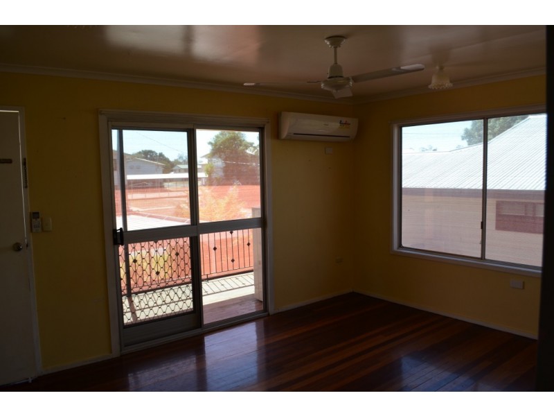 1 Blackbutt Street, Blackwater QLD 4717
