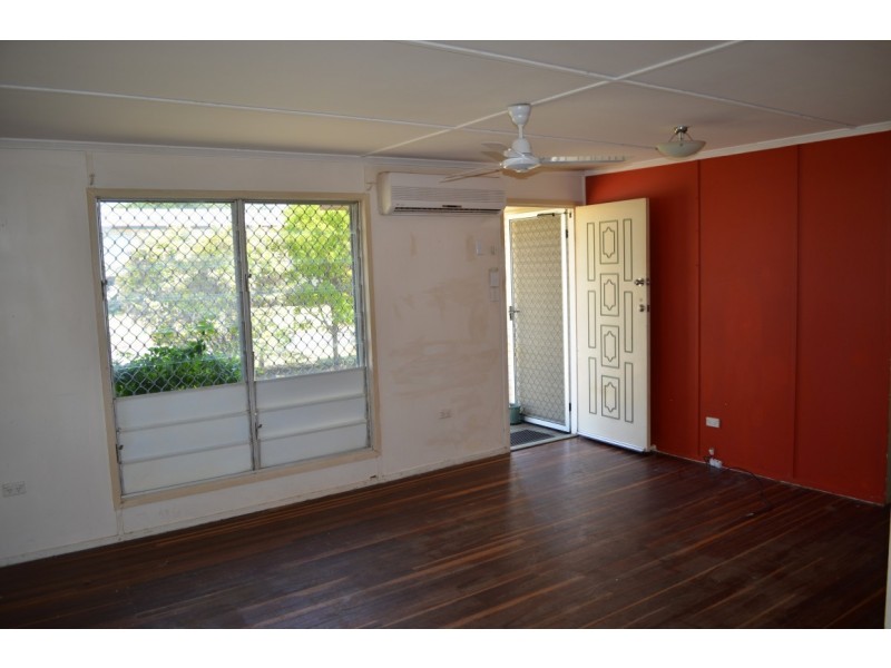 14 Wattle Street, Blackwater QLD 4717