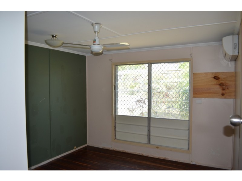 14 Wattle Street, Blackwater QLD 4717