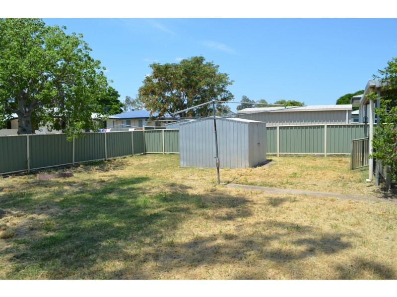14 Wattle Street, Blackwater QLD 4717