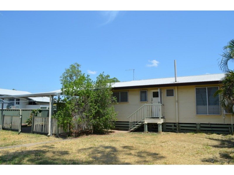 14 Wattle Street, Blackwater QLD 4717
