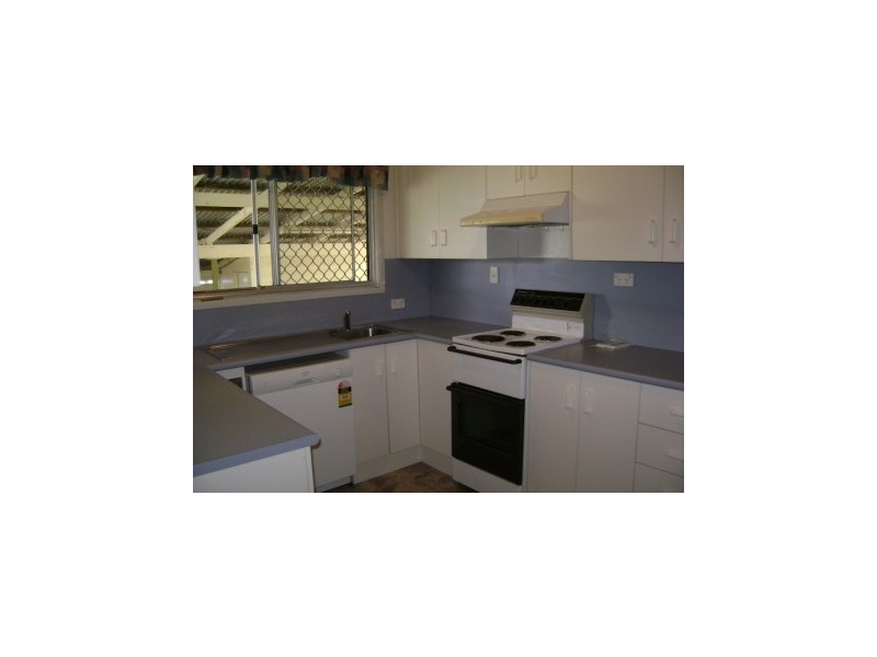 26 Birt Street, Blackwater QLD 4717