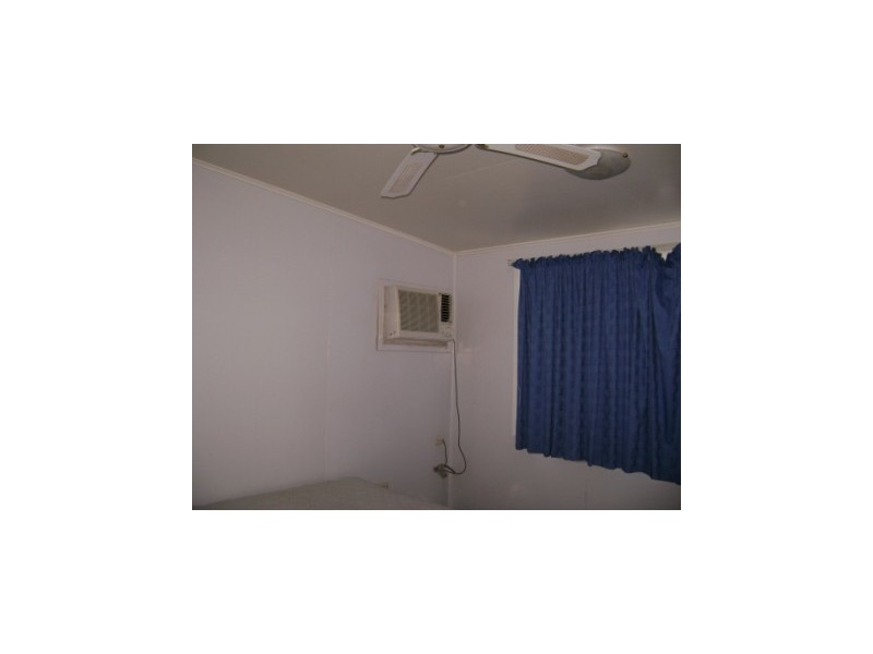 11 ADAMS, Blackwater QLD 4717