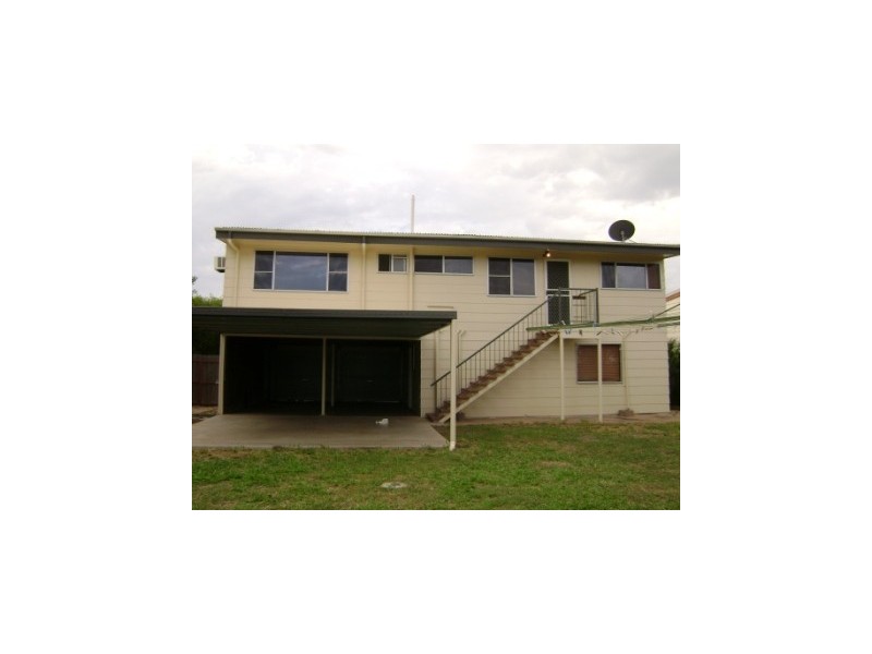 11 ADAMS, Blackwater QLD 4717