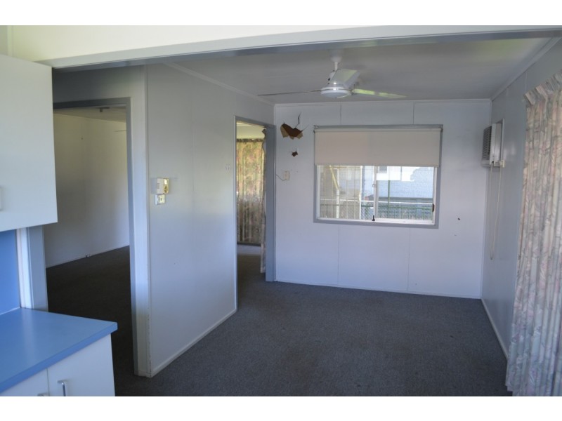 40 Bendee Crescent, Blackwater QLD 4717