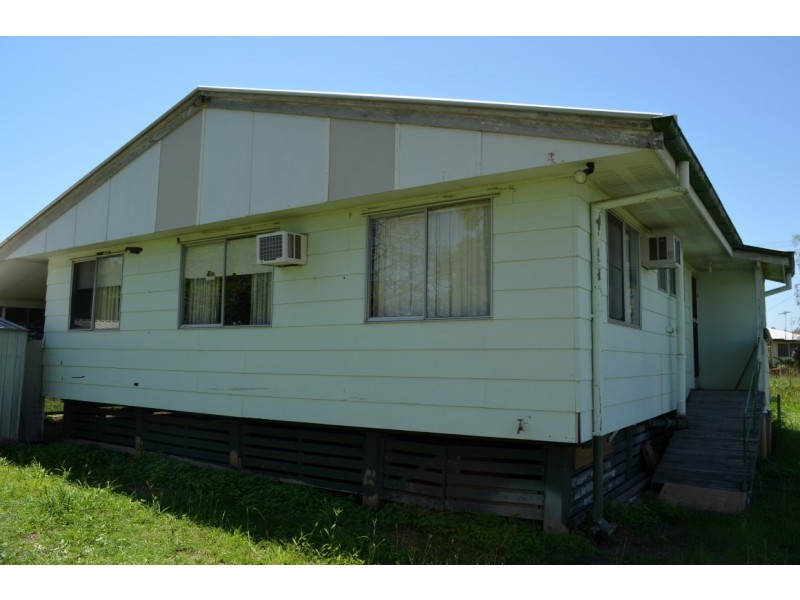 40 Bendee Crescent, Blackwater QLD 4717