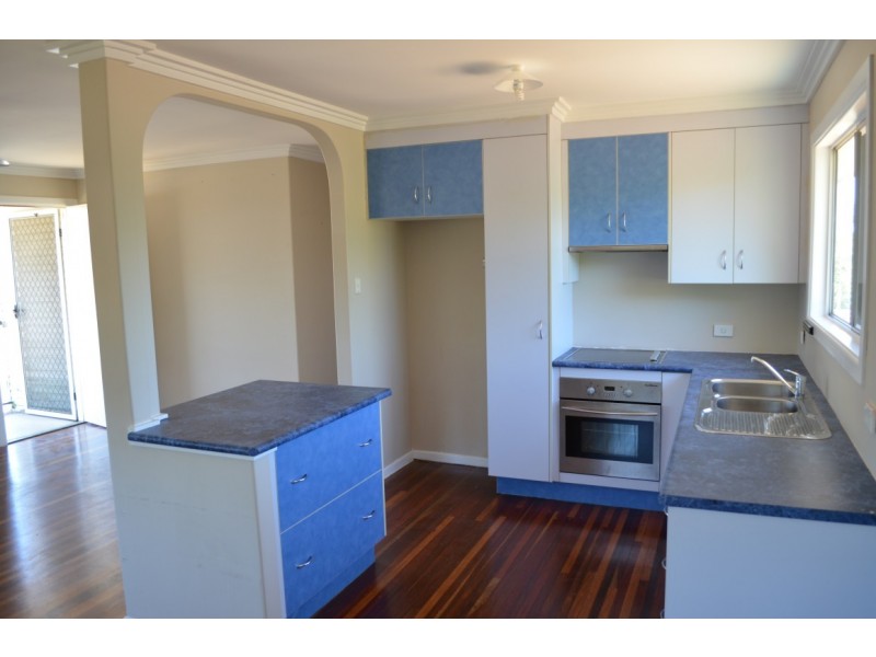 6 Acacia Street, Blackwater QLD 4717