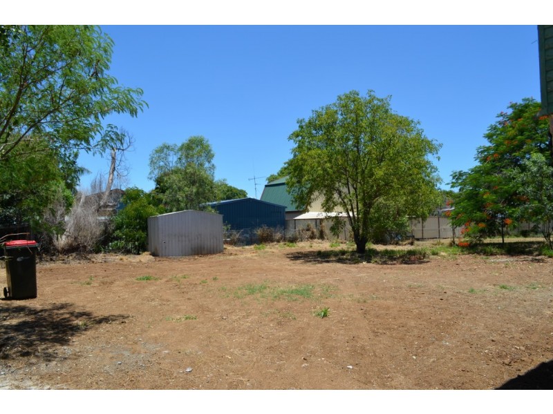 6 Acacia Street, Blackwater QLD 4717
