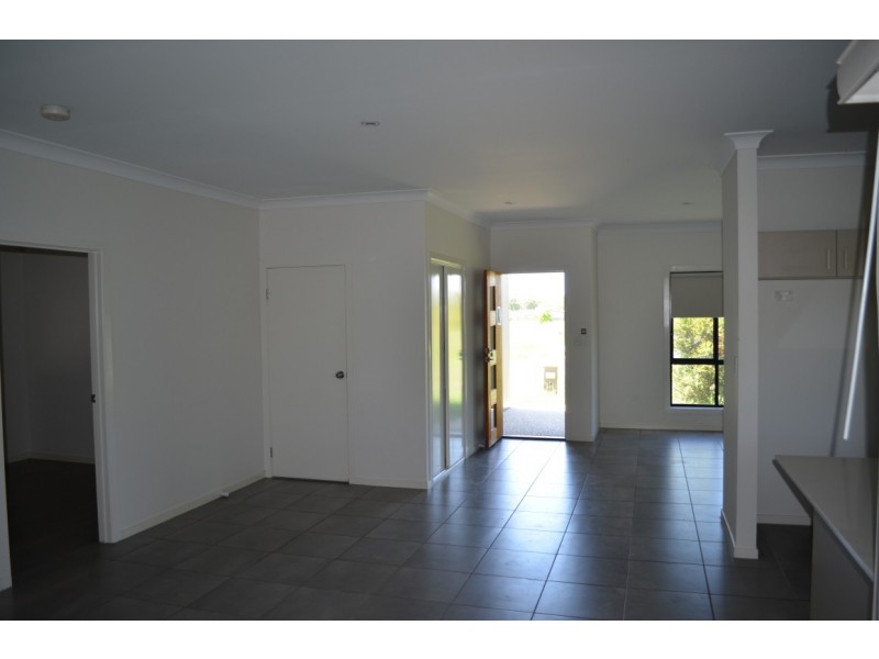 21 Kendrick Circuit, Blackwater QLD 4717