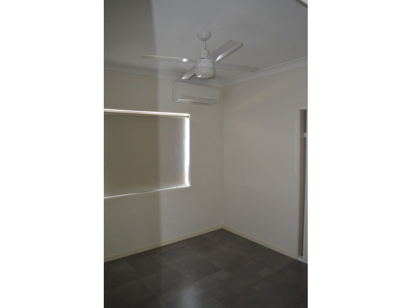 21 Kendrick Circuit, Blackwater QLD 4717